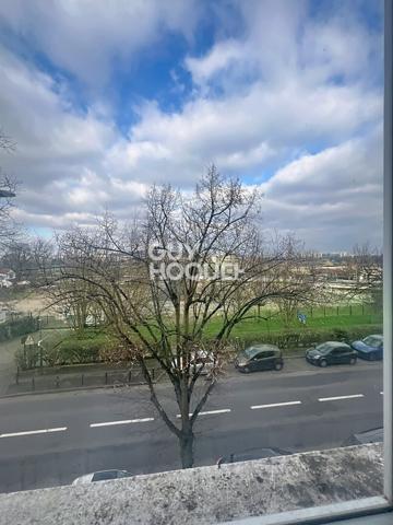 APPARTEMENT À LOUER DE 2 PIÈCES DE 52,43 M²