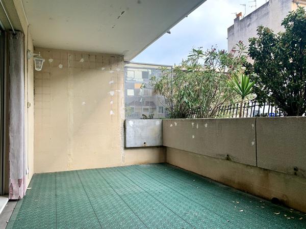 A vendre en exclusivité un appartement Marseille de type 2 avec terrasse - Quartier la Conception