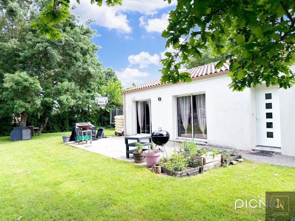 Maison
                                                                                                                                                                                                                                                                                                                        5 pièce(s)                                                                                                                                                                                                          3 chambre(s)                                                                                                                                                                                                          95.55  m²