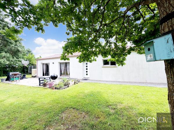 Maison
                                                                                                                                                                                                                                                                                                                        5 pièce(s)                                                                                                                                                                                                          3 chambre(s)                                                                                                                                                                                                          95.55  m²