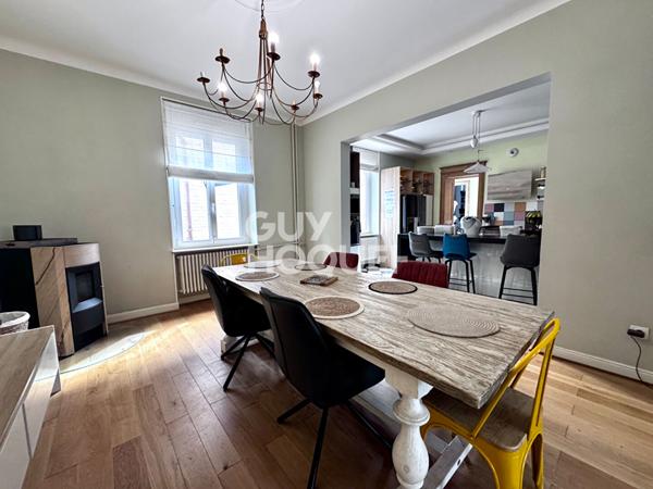 Maison spacieuse à vendre à Serémange-Erzange - 6 chambres, piscine et garage