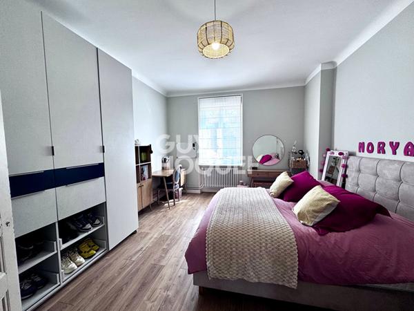 Maison spacieuse à vendre à Serémange-Erzange - 6 chambres, piscine et garage