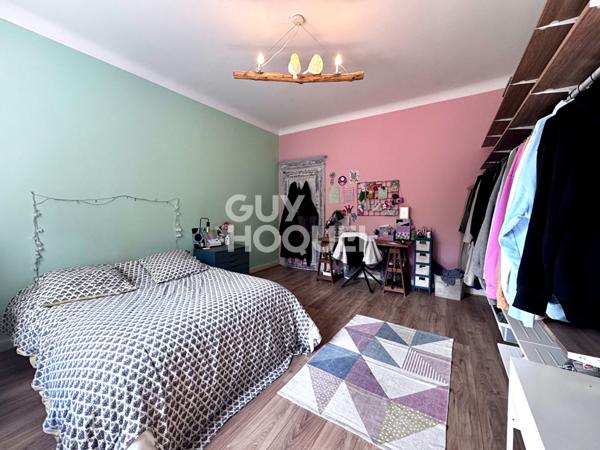 Maison spacieuse à vendre à Serémange-Erzange - 6 chambres, piscine et garage