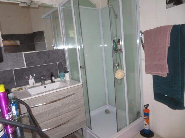 Fonds de commerce à vendre BAR/TABAC/PMU et EPICERIE à ROUMOULES (04)