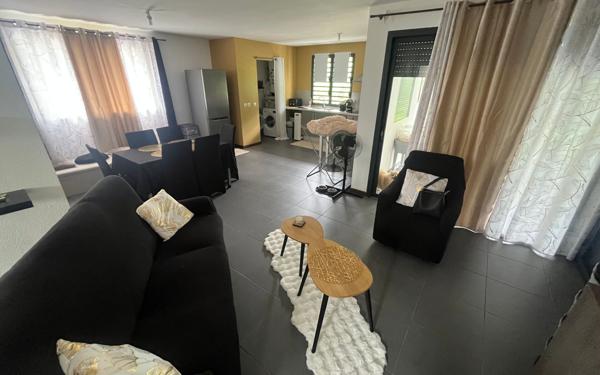 Appartement à vendre    3 pièces •  Cayenne