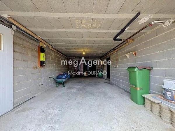 Maison à SAINT-PIERRE-DES-ECHAUBROGNES, 79700 - 6 pièces 110m²