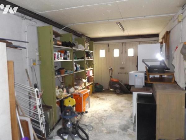 Grande villa sur 1400 m² de jardin avec piscine