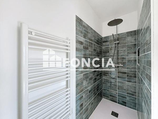 À vendre Maison 4 pièces 100 m² - Nîmes 30900