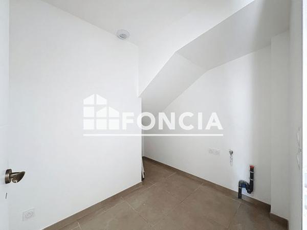 À vendre Maison 4 pièces 100 m² - Nîmes 30900