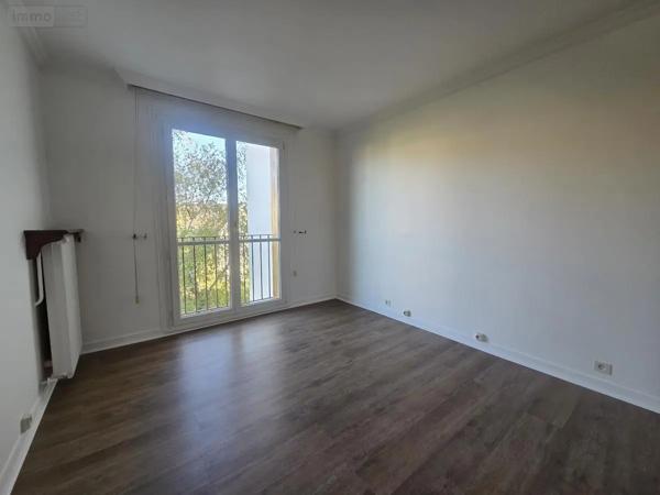 Location - Appartement Reims 51100 4 pièces 86 m 2