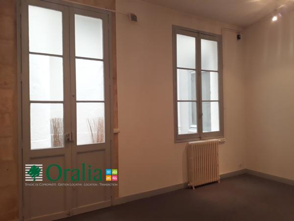 Local commercial · Location Bordeaux (33000) 53m²