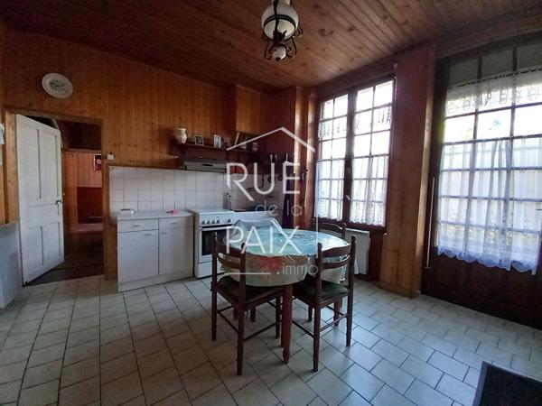 86200 LOUDUN Maison Loudun 4 pièce(s) 80 m2