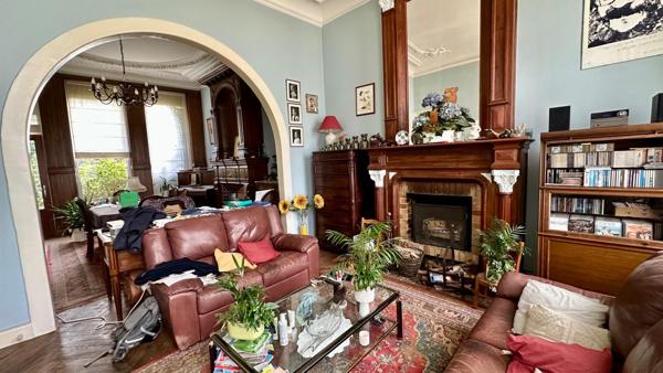 CROIX CENTRE – Maison individuelle 189 m² – 5 chambres – Jardin – Garage