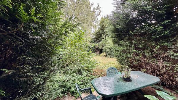 CROIX CENTRE – Maison individuelle 189 m² – 5 chambres – Jardin – Garage