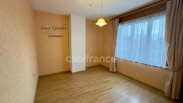 MAISON DE VILLE – 105 m² – 4 PIECES – JARDIN – NIEPPE – BEAU POTENTIEL