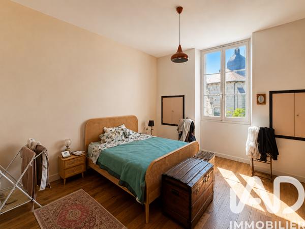 Maison à vendre 5 pièces 178 m² Châtellerault