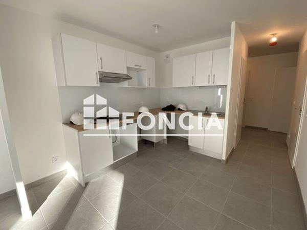 Location Appartement 3 pièces 71.7 m² - ECHO - BAT H204 - 19 ALLEE ALBERT JACQUARD Lagord 17140