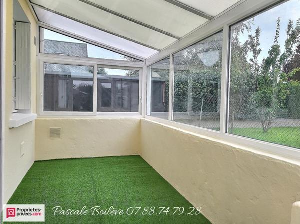 Joli pavillon 3 chambres avec vie de plain-pied  proche commodités - VERNANTES (49390)