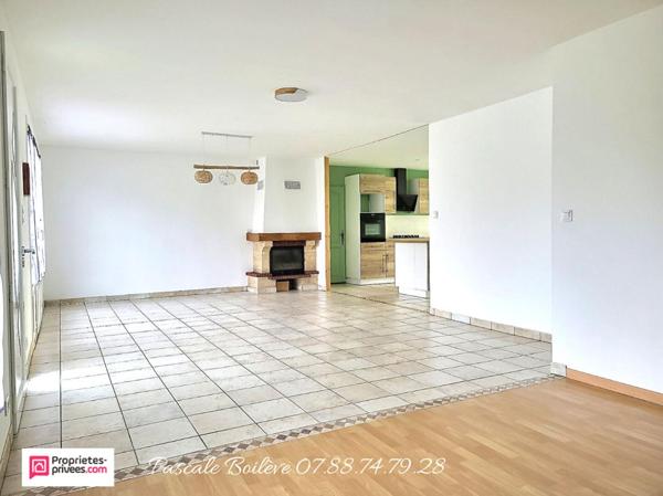 Joli pavillon 3 chambres avec vie de plain-pied  proche commodités - VERNANTES (49390)