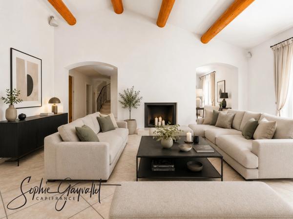 Villa d’exception au cœur du Golf International de Pont Royal - Vente à Terme Libre