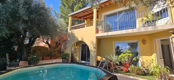 Maison à vendre 5 pièces LA FARLEDE (83)+garage double.