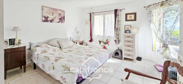 Maison à vendre 5 pièces LA FARLEDE (83)+garage double.