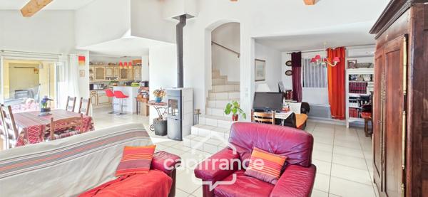 Maison à vendre 5 pièces LA FARLEDE (83)+garage double.