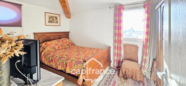 Maison à vendre 5 pièces LA FARLEDE (83)+garage double.