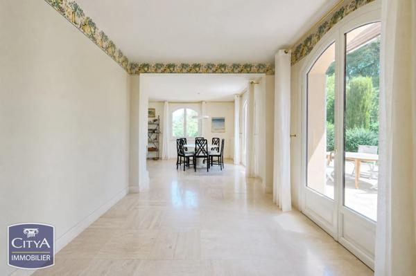 Maison à vendre 7 pièces 202.8m² Saint-Marcellin (38160)