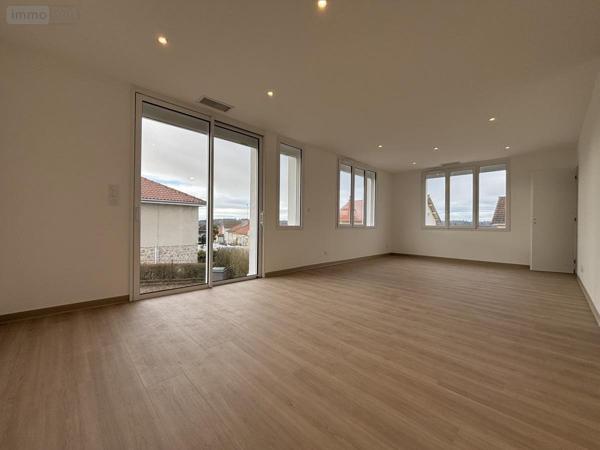 Maison à vendre à Saint-Junien en Haute-Vienne (87200), ref : 87056-786