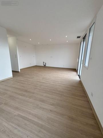 Maison à vendre à Saint-Junien en Haute-Vienne (87200), ref : 87056-786