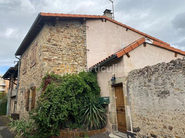 Vente
                Maison101,11 m² - 5 Pièces -
                    LEZOUX (63190)