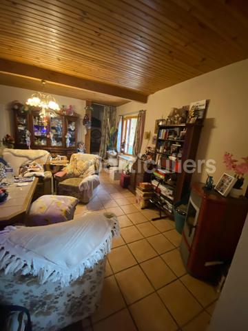Vente
                Maison101,11 m² - 5 Pièces -
                    LEZOUX (63190)