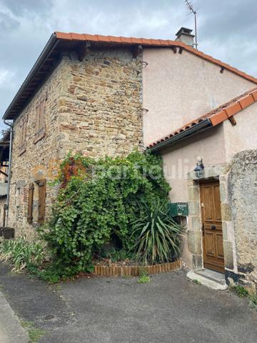 Vente
                Maison101,11 m² - 5 Pièces -
                    LEZOUX (63190)