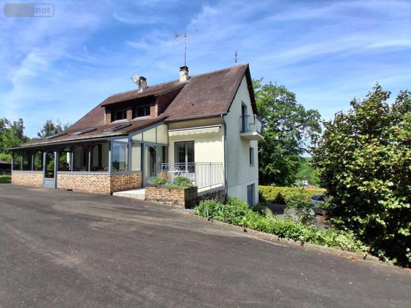 Maison à vendre à Bagnoles-de-l'Orne-Normandie dans l'Orne (61140), ref : 61049-1059