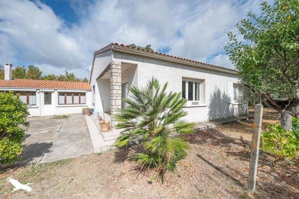 Maison 380 476 € Saint-Pierre-d'Oléron 5 p 117 m² DPE G