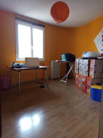 Maison de village 101m², 3 chambres avec jardin arboré Malataverne 159 000HAI