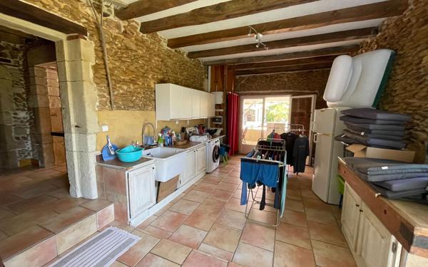 Maison à vendre    6 pièces • 260 m2 Poyanne