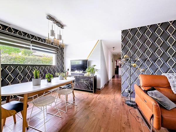 Belle contemporaine aux prestations de qualité