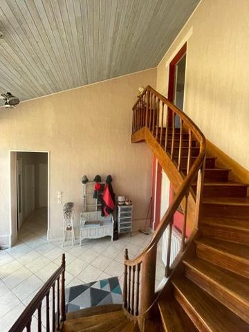 Maison à vendre à Varrains dans le Maine-et-Loire (49400), ref : 49075-668