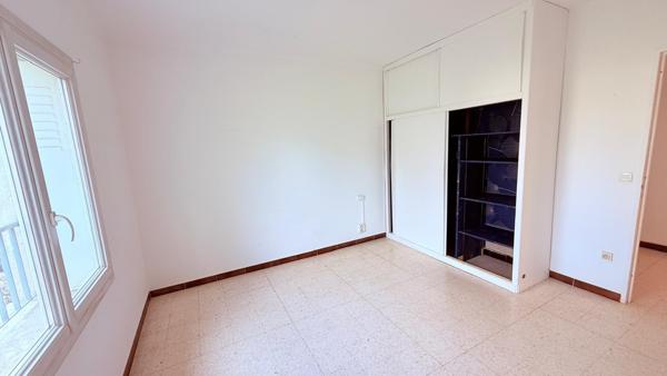 Montpellier (34000) Montpellier - 97 m² - Dernier étage - Balcon - Parking - Lumineux