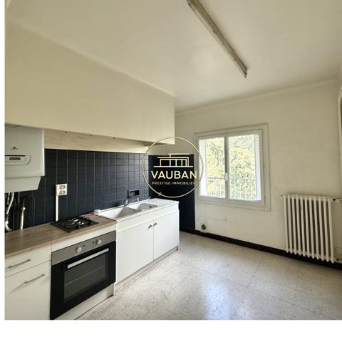 Montpellier (34000) Montpellier - 97 m² - Dernier étage - Balcon - Parking - Lumineux