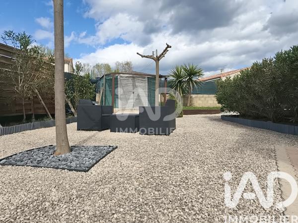 Maison à vendre 5 pièces 98,66 m² Saint-Julien-les-Rosiers