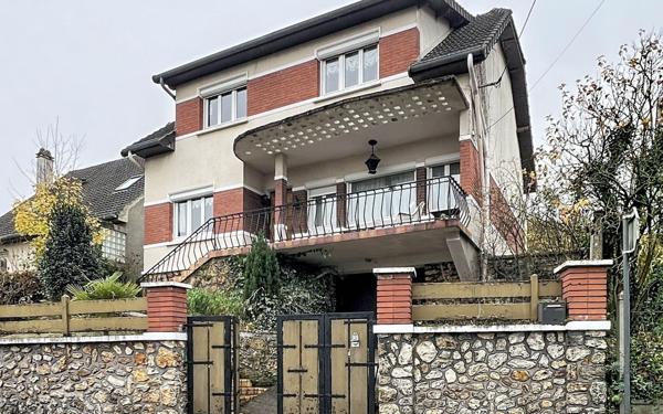 Maison à vendre    4 pièces •  Orsay