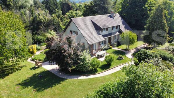 Pavillon 5 chambres – 172 m² – Terrain 2 650 m² 