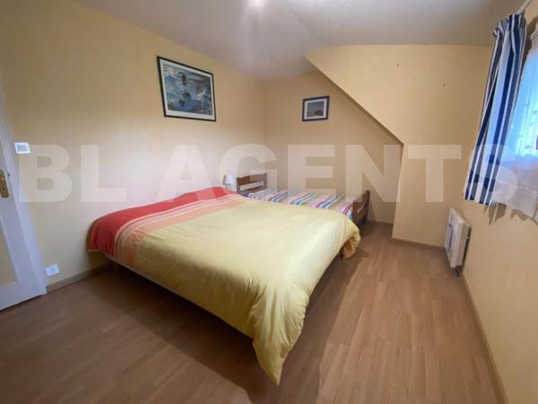 Pavillon 5 chambres – 172 m² – Terrain 2 650 m² 