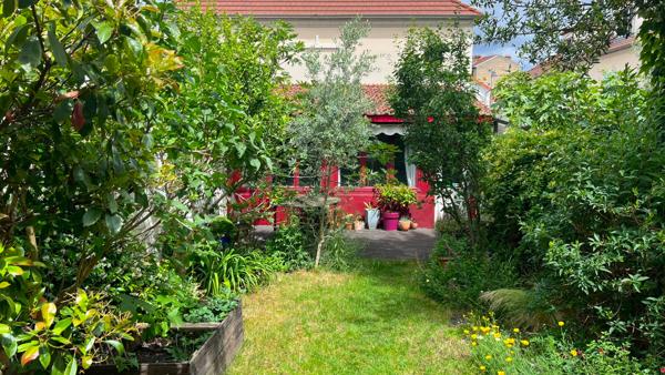 Une meulière pleine de charme avec jardin - Maisons-Alfort Mairie