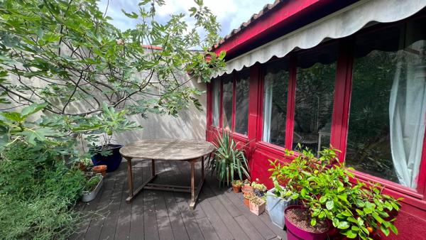 Une meulière pleine de charme avec jardin - Maisons-Alfort Mairie