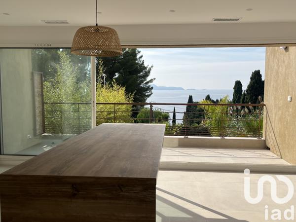 Maison à vendre 4 pièces 145 m² Carqueiranne