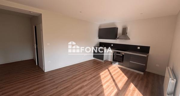 Location Appartement 2 pièces 47.94 m² - Saint-martin-d'hères 38400